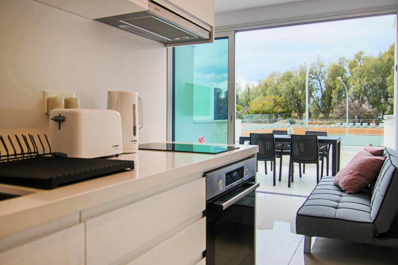 Phaedrus Living - Seaside Luxury Flat Harbour 105 Lägenhet Paphos Exteriör bild